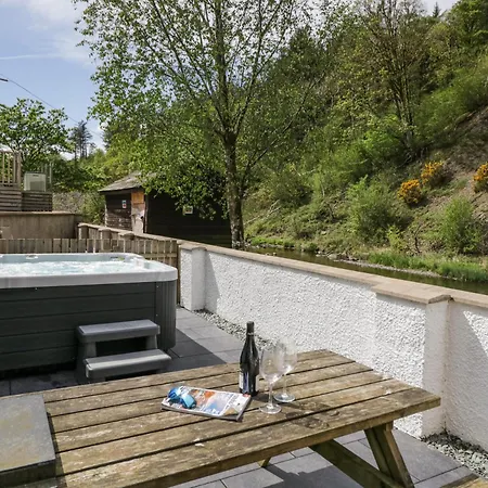 بيت للعطل Riverside No 3 *