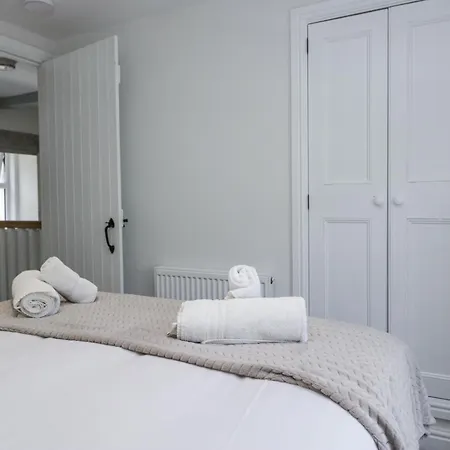 Riverside No 3 بيت للعطل كيسويك